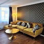 Bruecke26 Stadthaus Mit Dachterrasse *